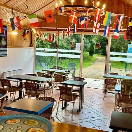 Kamp alanı Mobil-home, Animaux Acceptes - 4 Pers. - Api-1-52-2568 *