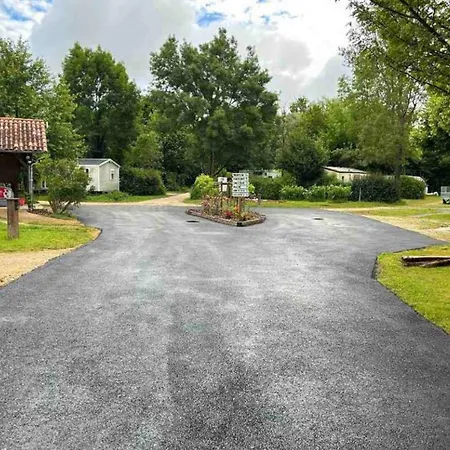 Mobil-home, Animaux Acceptes - 4 Pers. - Api-1-52-2568 * Concourson-sur-Layon